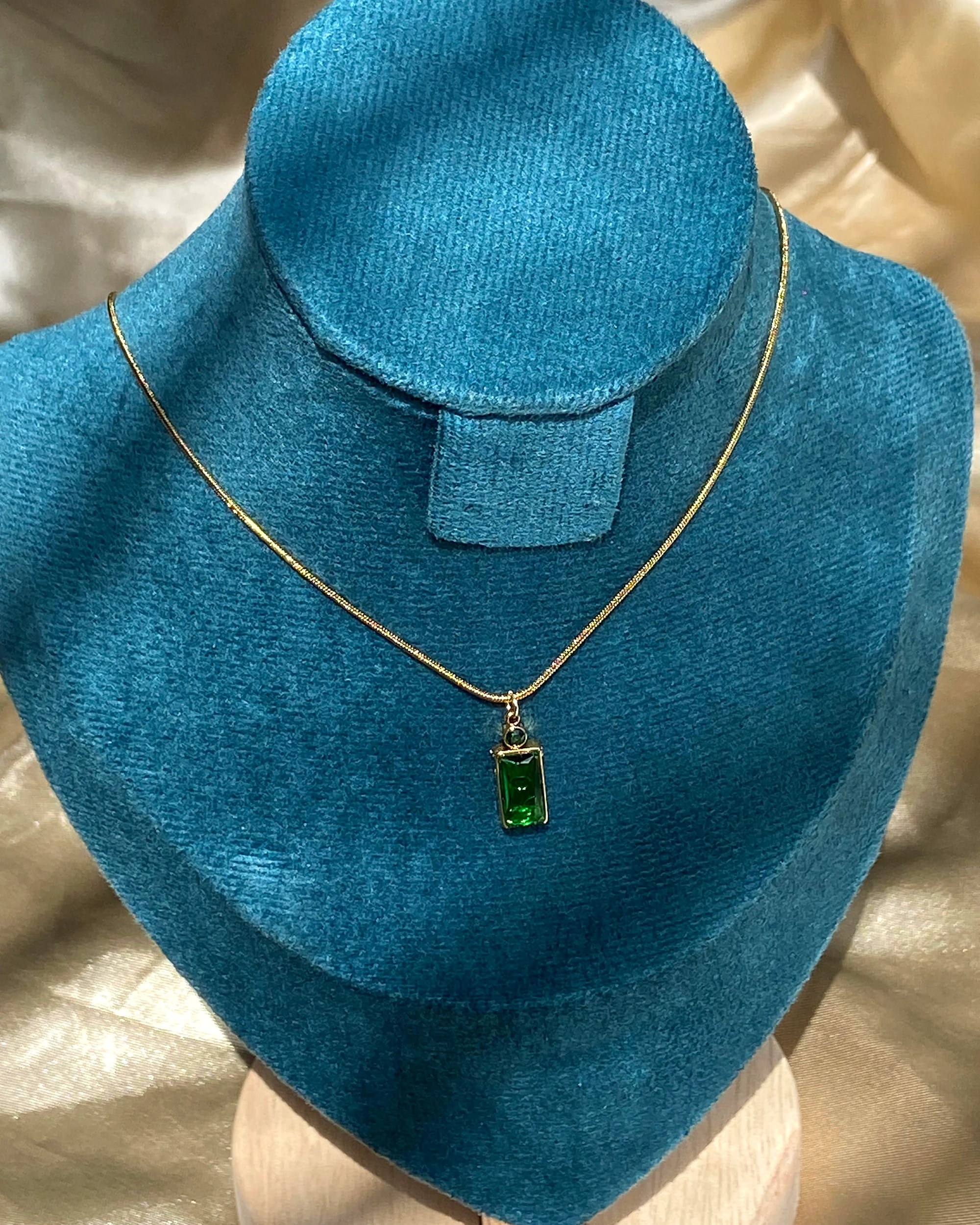 Green Pendant Necklace