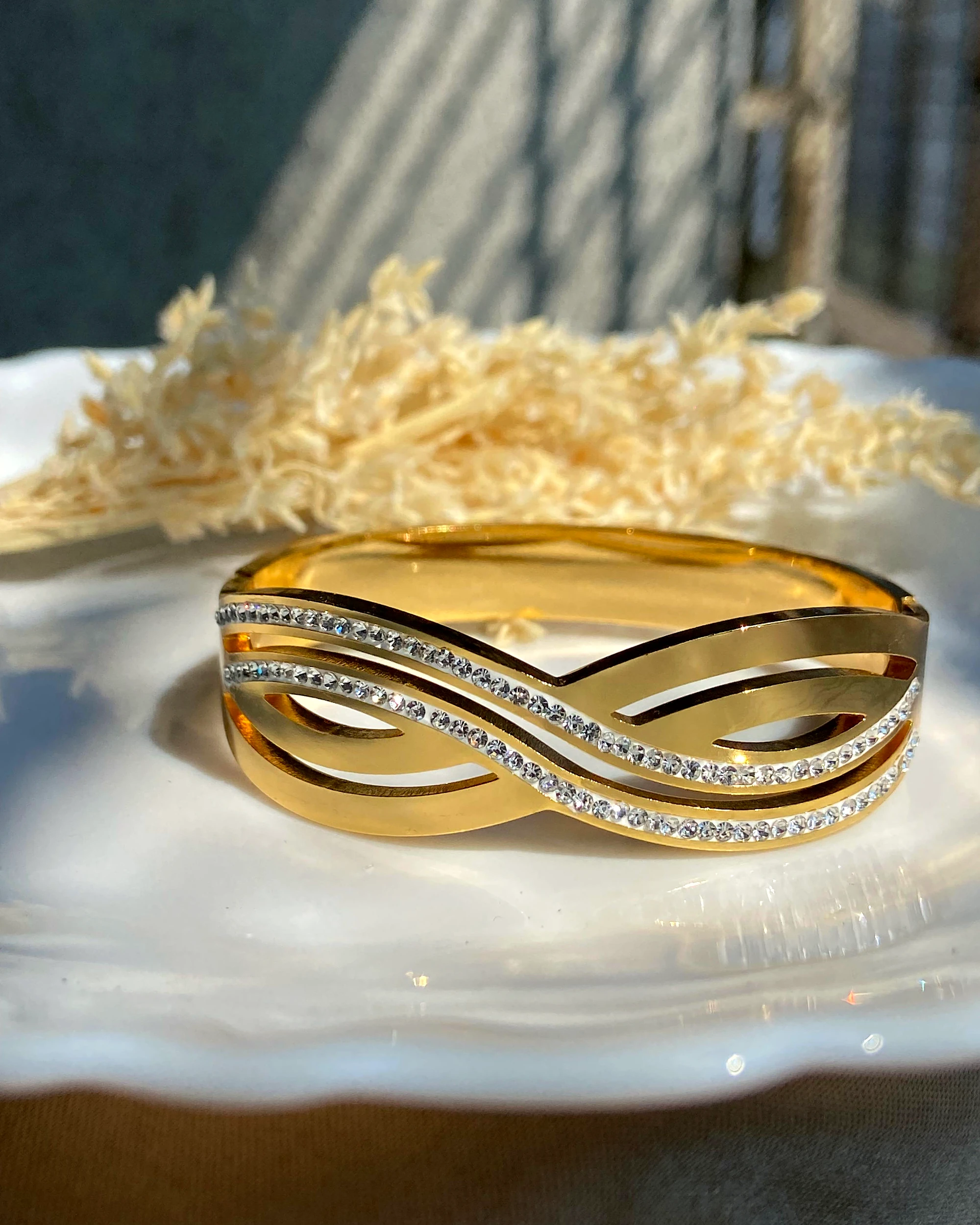 Infinity Waves Gold Kada