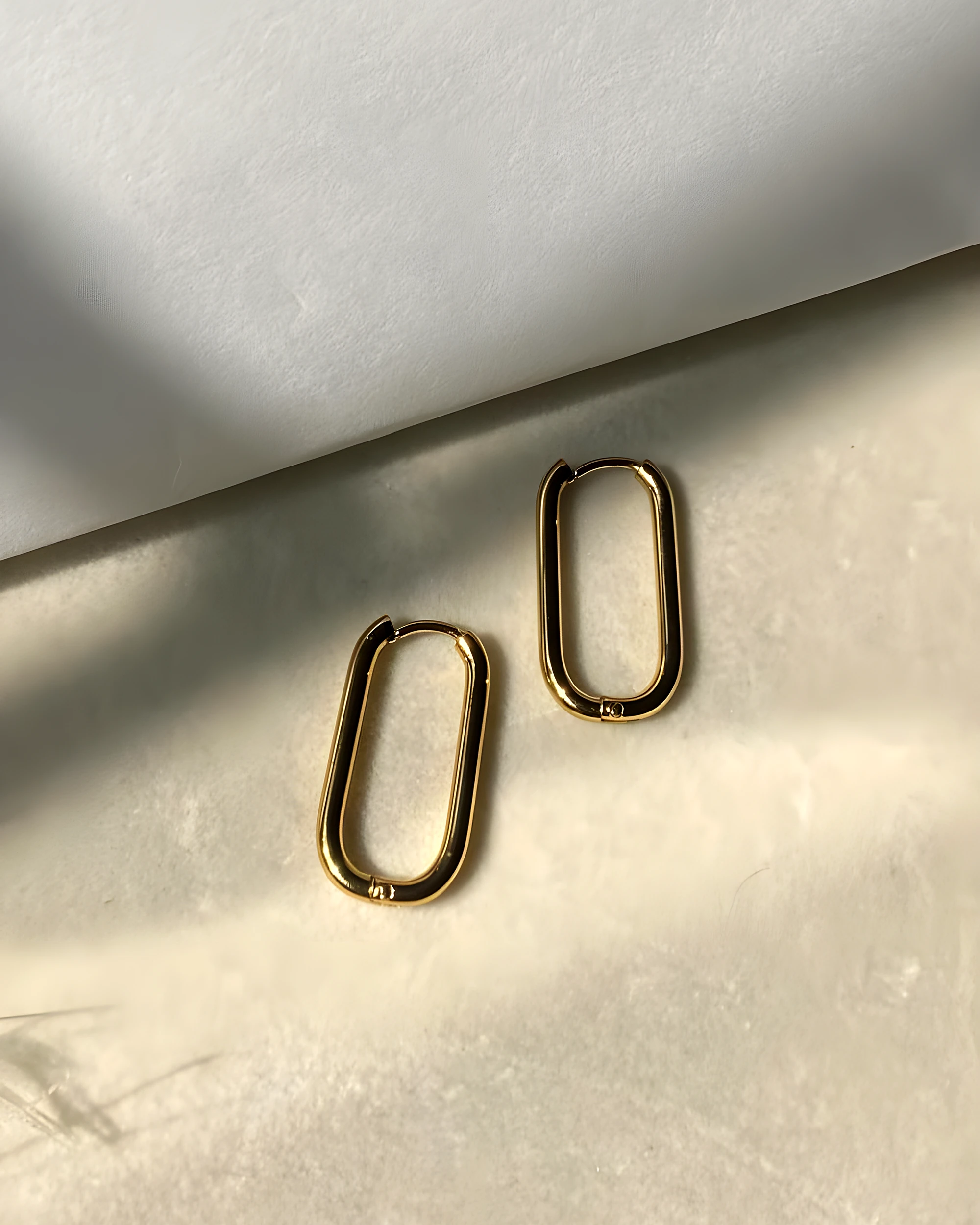 Oval Rectangle Hoop