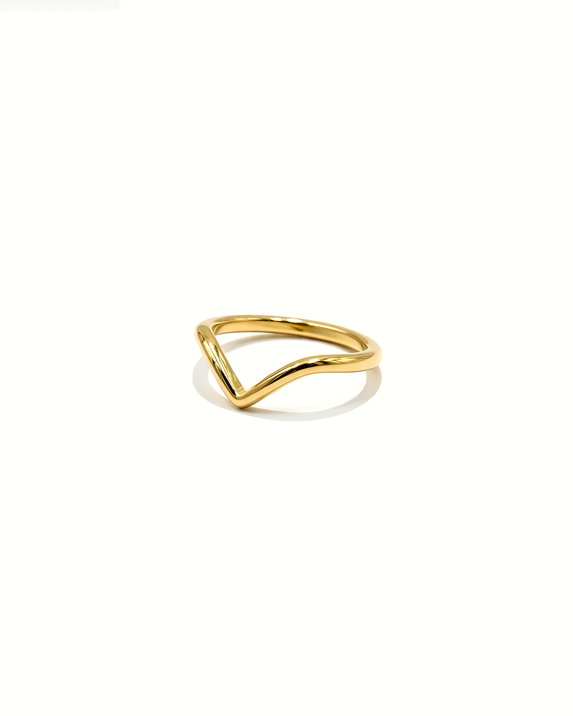 V Finger Ring