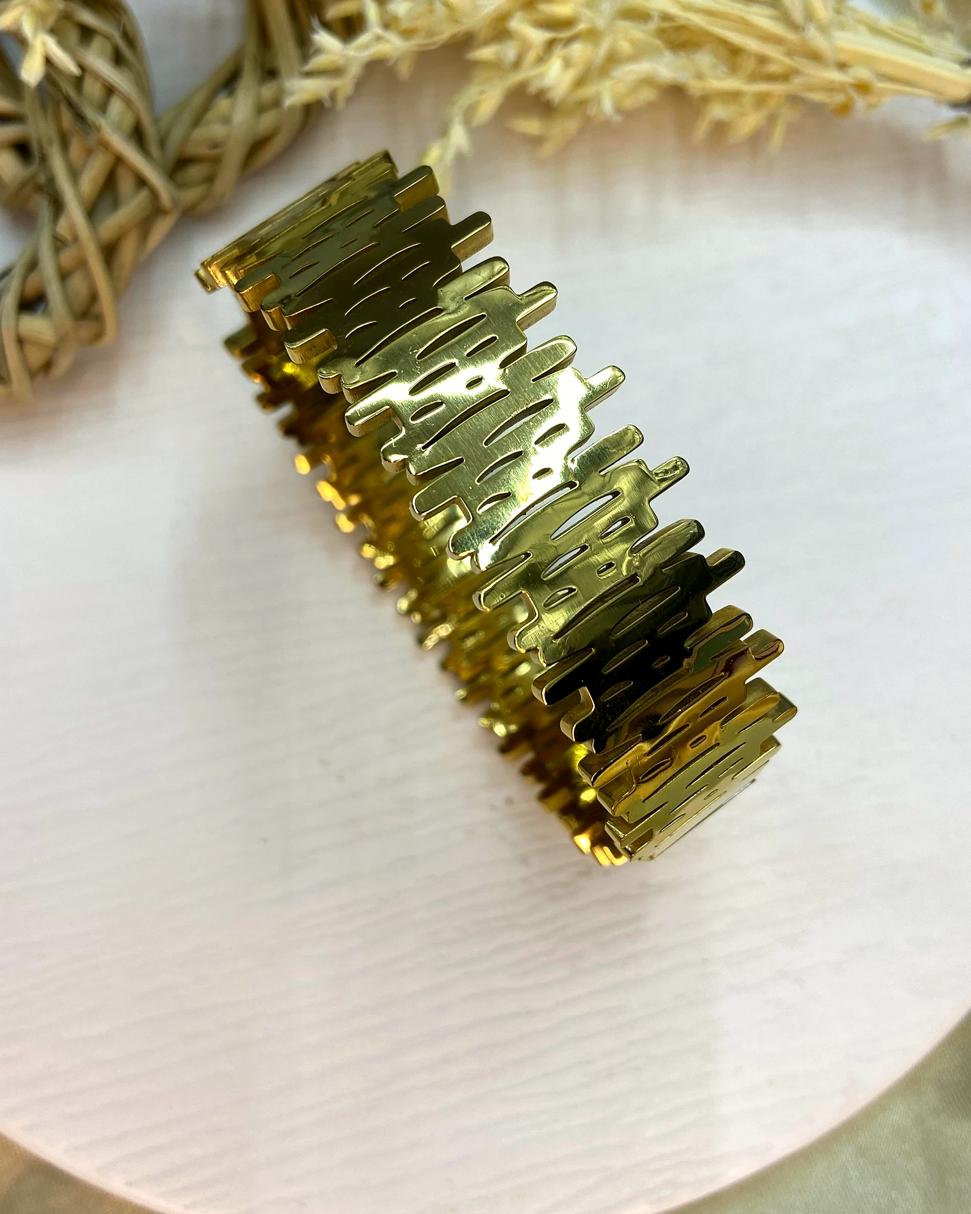 Zig-Zag Cuff Gold Kada